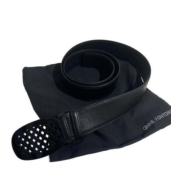 Anne Fontaine Elegant Black Leather Belt